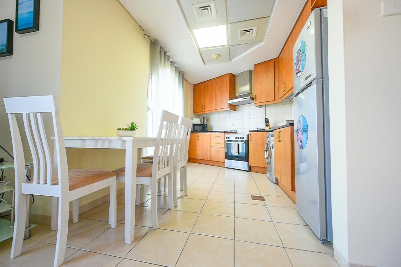 Luxury Escapes - Studio Near Ibn Battuta Mall & Metro - Mog 193 Discovery Gardens ドバイ エクステリア 写真